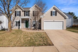 810 Wellesley Place Drive, Chesterfield, MO 63017