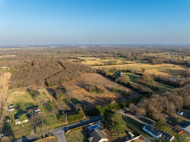 1 S Mission Road, Okmulgee, OK 74447