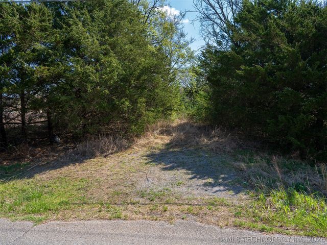 1 S Mission Road, Okmulgee, OK 74447