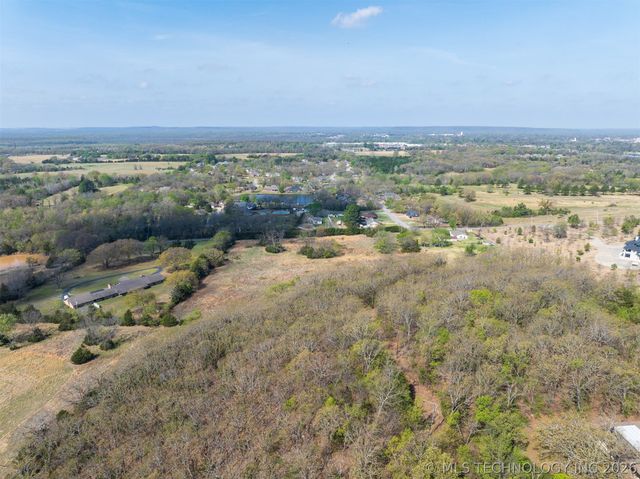 1 S Mission Road, Okmulgee, OK 74447