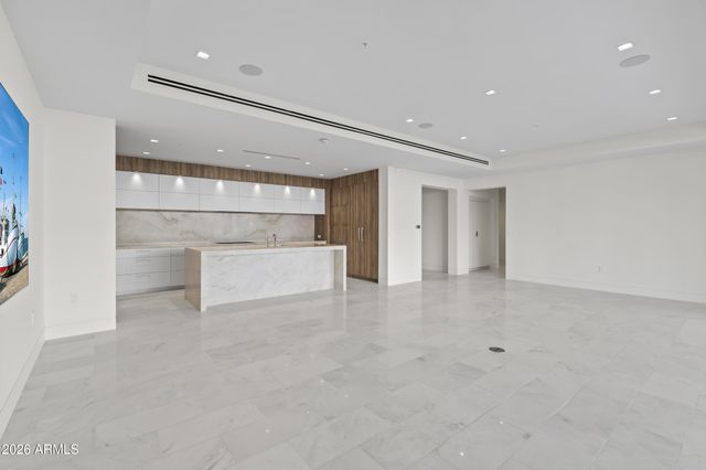 6587 N PALMERAIE Boulevard 1042, Paradise Valley, AZ 85253