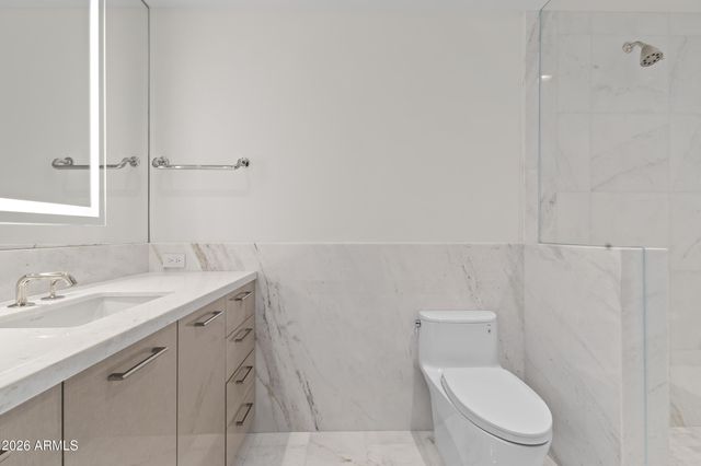 6587 N PALMERAIE Boulevard 1042, Paradise Valley, AZ 85253