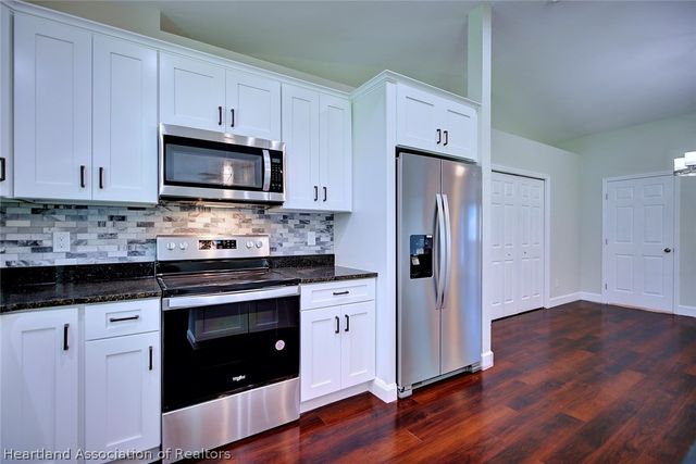 124 Clinton Avenue, Lake Placid, FL 33852