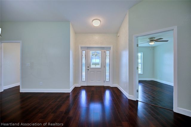 124 Clinton Avenue, Lake Placid, FL 33852