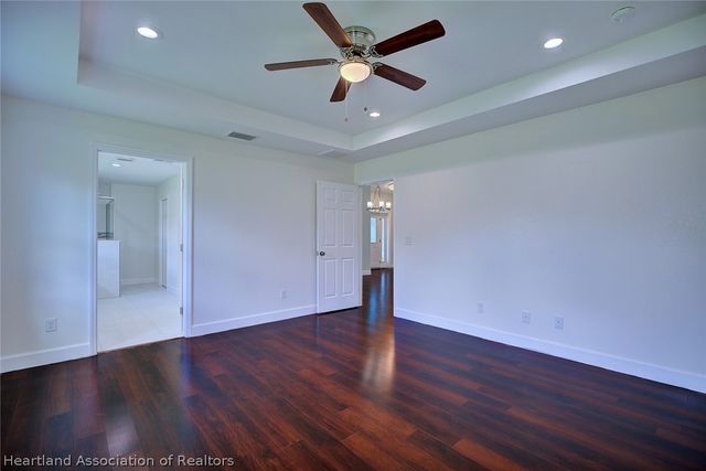 124 Clinton Avenue, Lake Placid, FL 33852