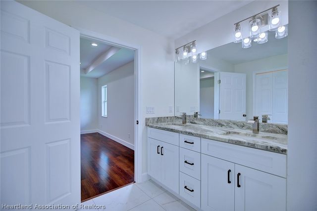 124 Clinton Avenue, Lake Placid, FL 33852