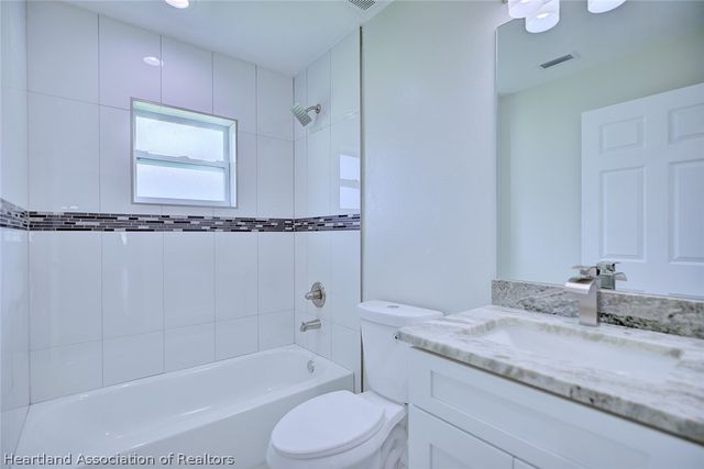 124 Clinton Avenue, Lake Placid, FL 33852