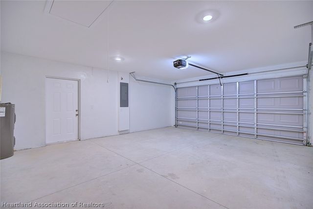 124 Clinton Avenue, Lake Placid, FL 33852