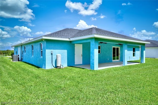 124 Clinton Avenue, Lake Placid, FL 33852