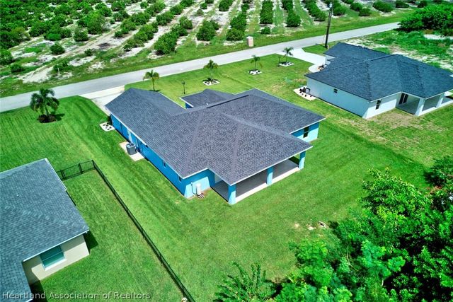 124 Clinton Avenue, Lake Placid, FL 33852