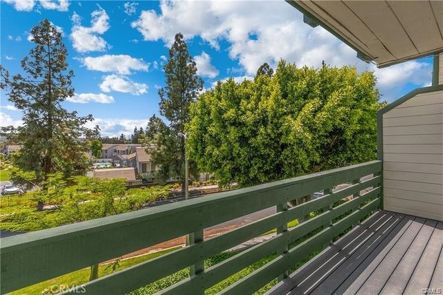 2017 Orchard Drive 11, Placentia, CA 92870