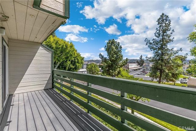 2017 Orchard Drive 11, Placentia, CA 92870