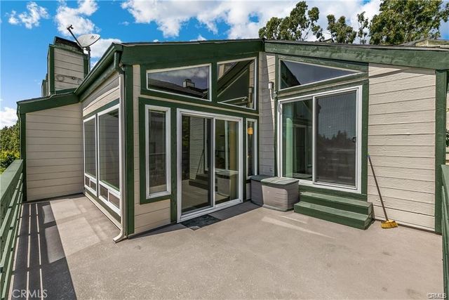 2017 Orchard Drive 11, Placentia, CA 92870
