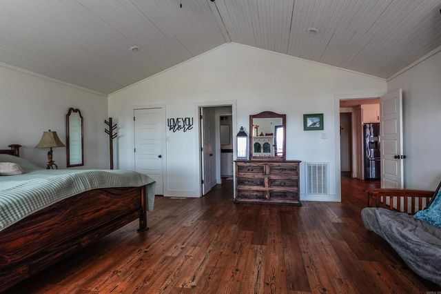 8 N Dogwood Drive, Mayflower, AR 72106