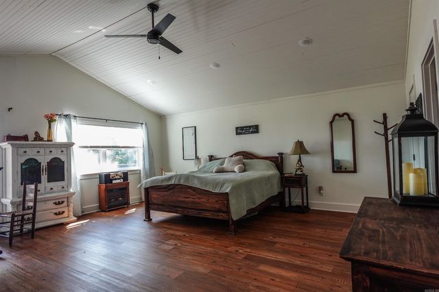 8 N Dogwood Drive, Mayflower, AR 72106