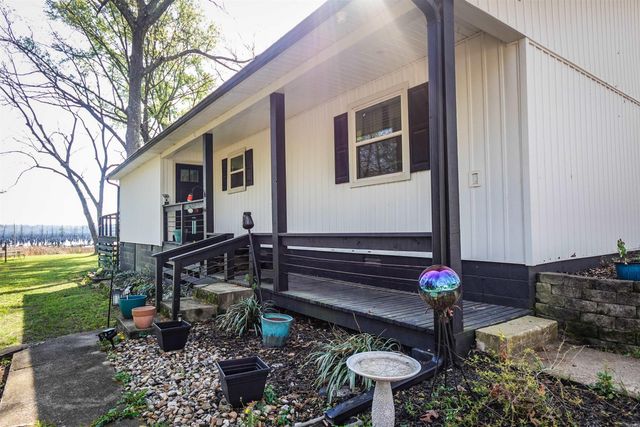 8 N Dogwood Drive, Mayflower, AR 72106