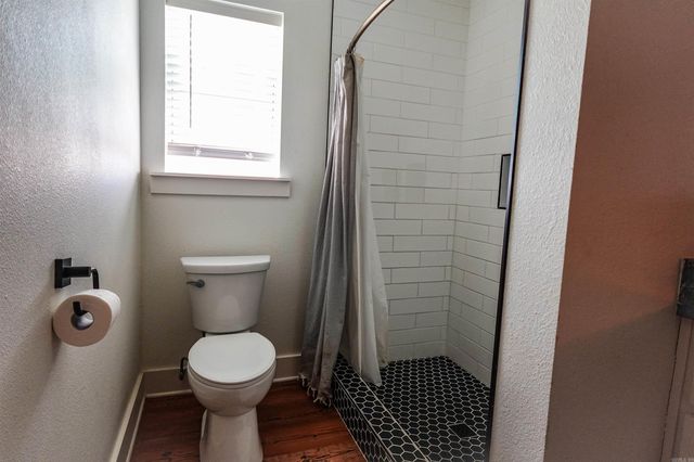 8 N Dogwood Drive, Mayflower, AR 72106