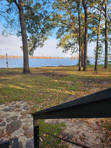 8 N Dogwood Drive, Mayflower, AR 72106