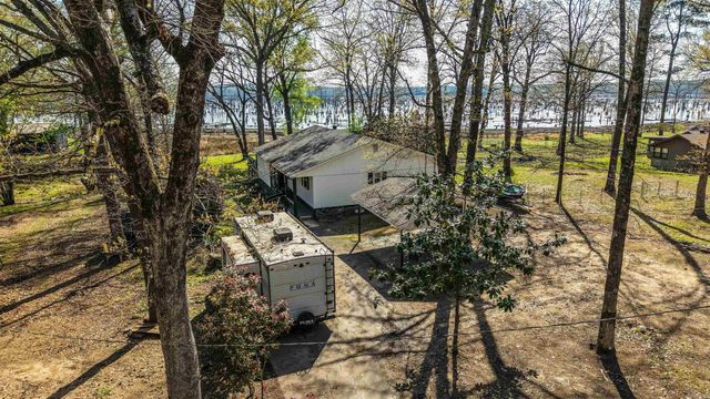 8 N Dogwood Drive, Mayflower, AR 72106