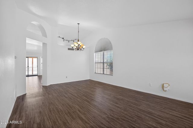 2524 E INDIGO BRUSH Road, Phoenix, AZ 85048