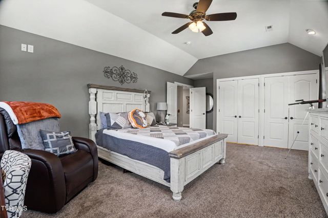 134 Country Acres Drive, Elizabethton, TN 37643