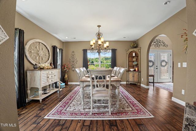 134 Country Acres Drive, Elizabethton, TN 37643