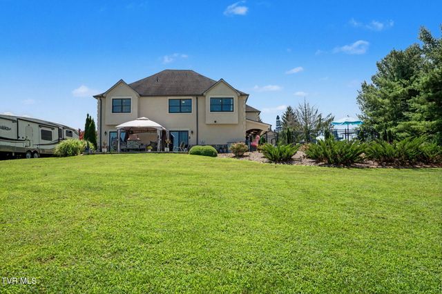 134 Country Acres Drive, Elizabethton, TN 37643
