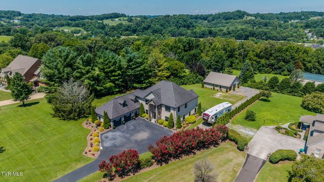 134 Country Acres Drive, Elizabethton, TN 37643