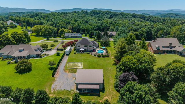 134 Country Acres Drive, Elizabethton, TN 37643