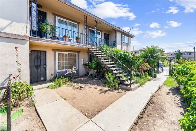 17431 Koledo, Huntington Beach, CA 92647