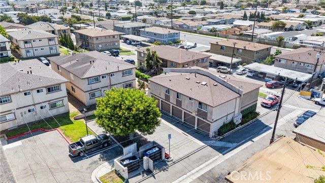 17431 Koledo, Huntington Beach, CA 92647