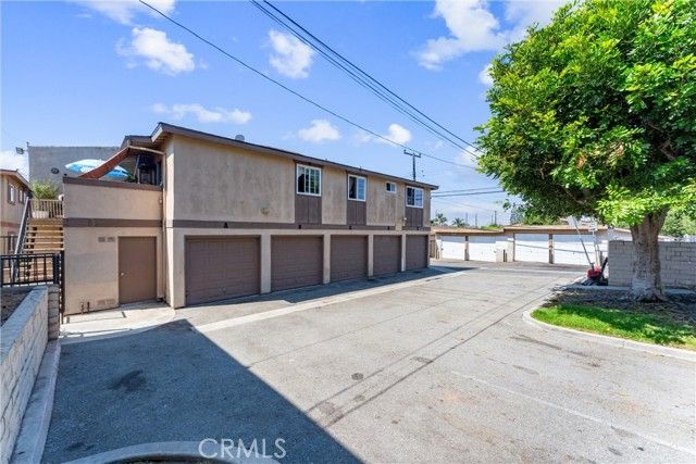 17431 Koledo, Huntington Beach, CA 92647