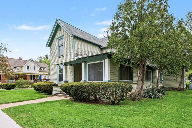527 N Monroe Street, Lowell, MI 49331