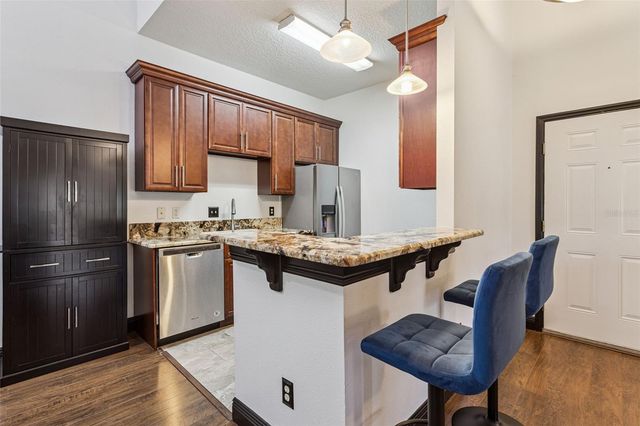 145 N PEARL LAKE CSWY 208, Altamonte Springs, FL 32714