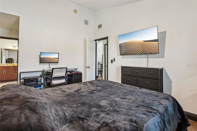 145 N PEARL LAKE CSWY 208, Altamonte Springs, FL 32714