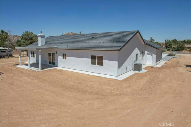 14416 Ricaree Road, Apple Valley, CA 92307