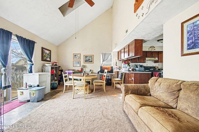 121 Marcia Dr, Lawrenceburg, KY 40342