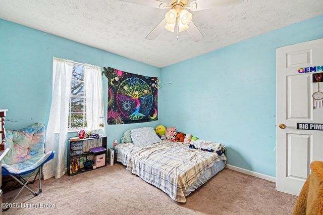 121 Marcia Dr, Lawrenceburg, KY 40342