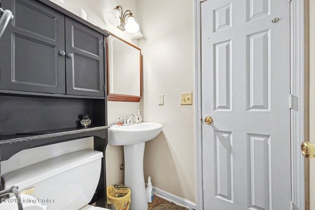 121 Marcia Dr, Lawrenceburg, KY 40342