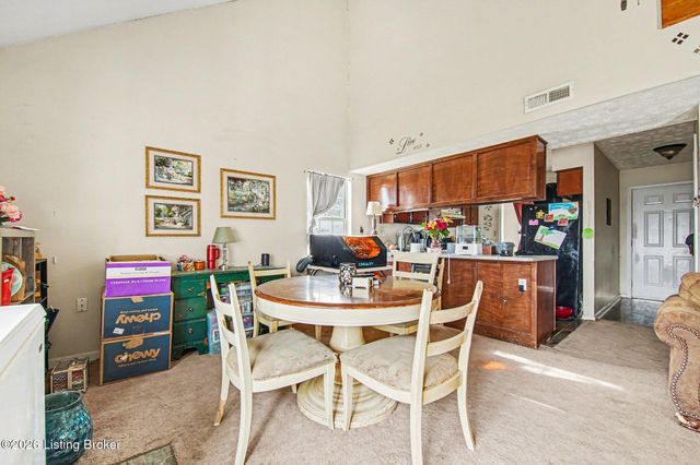 121 Marcia Dr, Lawrenceburg, KY 40342