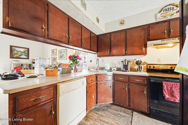 121 Marcia Dr, Lawrenceburg, KY 40342