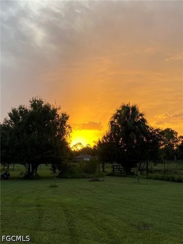 4665 47th AVE NE, Naples, FL 34120