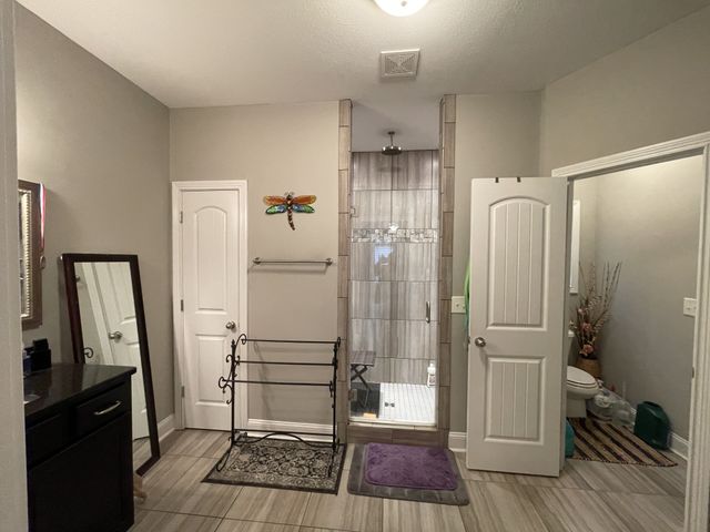 951 Terrace Creek Ln, Clarksville, TN 37040