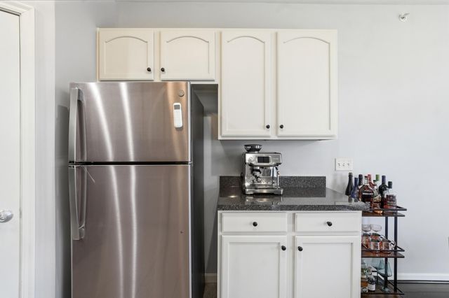 562 Rivers Breeze Drive, Ludlow, KY 41016