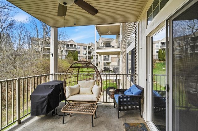 562 Rivers Breeze Drive, Ludlow, KY 41016