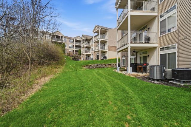 562 Rivers Breeze Drive, Ludlow, KY 41016