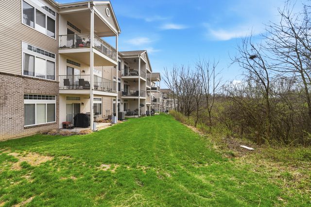 562 Rivers Breeze Drive, Ludlow, KY 41016