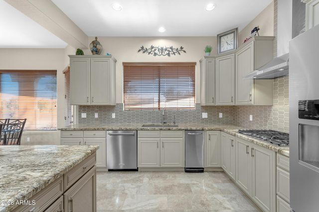 3051 N 80TH Street, Mesa, AZ 85207