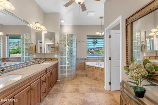 3051 N 80TH Street, Mesa, AZ 85207