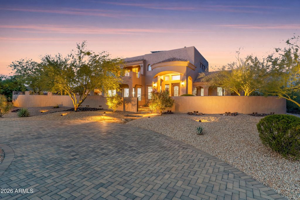 3051 N 80TH Street, Mesa, AZ 85207